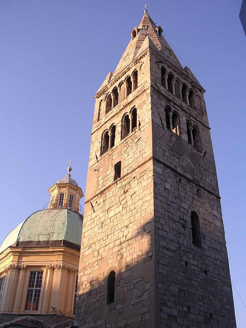 Photo:  Cupola e campanile della Basilica di Santa Maria delle Vigne
